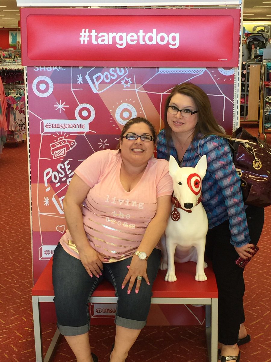 Vacation can't keep me away😃#missmystore <a href="/AAnnellewilson/">Annelle Wilson</a> <a href="/ChristieVowell/">Christie Vowell</a> <a href="/Jay_J_Page/">Jay Page</a> @ @Gabriela_Rico8