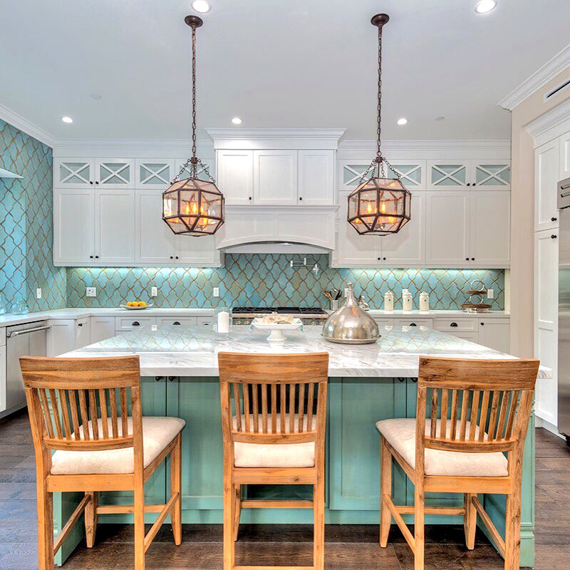 TOATiles's tweet image. Dreamy! RT @ARTObrick: Where the ocean meets the kitchen.
#TileTuesday #interiordesign #designLUX