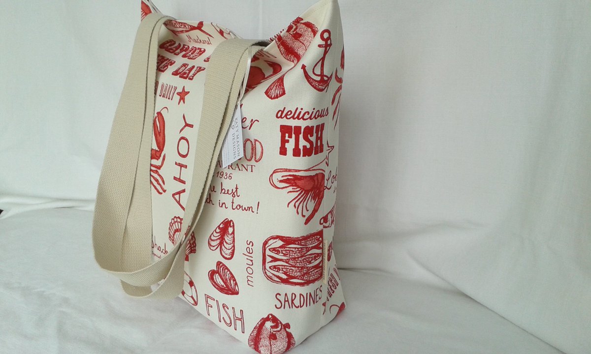 katymason32's tweet photo. #bag £22+pp #handmade #mothersday #makesewbake #wilmslowandalderleyhour to order visit https://t.co/50gzqE94Hx https://t.co/UHlzVew2Di