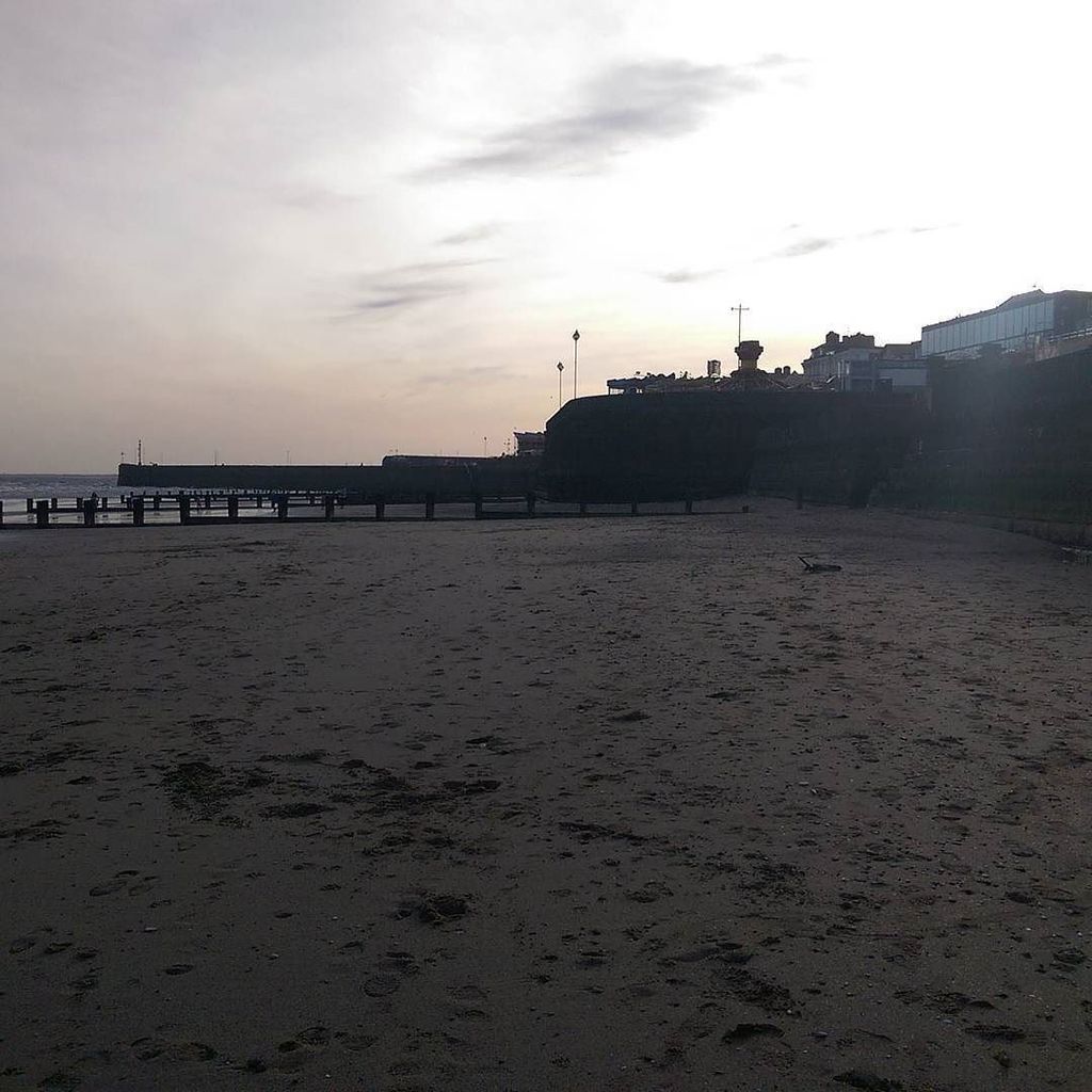 Great walk along the beach at bridlington even though it was a wee bit cold ift.tt/1PZSFLV