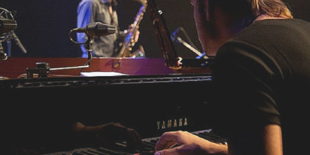 TLPiano's tweet photo. Keep your jazz piano skills sharp with 5 Jazz Piano Exercises for Beginners! https://t.co/ipPr3iUsUa https://t.co/SGSFeJHlxk