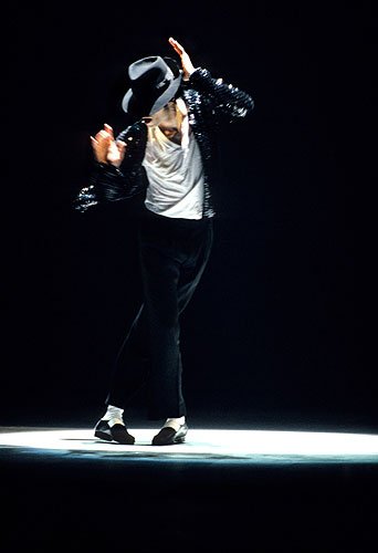504DanceQuarter's tweet photo. Ladies' Night is TONIGHT! Bobby Bonsey teaching MJ's signature moves starting @ 7pm. https://t.co/lMOC7CClhp https://t.co/vx0HJeaYZN