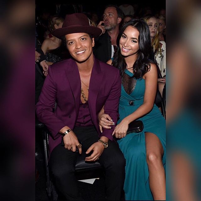 JessicaCabanST's tweet photo. Jessica posted these photos on Instagram. https://t.co/0CMrrlCtLk https://t.co/8LfL3TAYKX