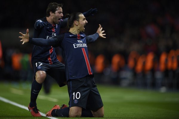 ¡GANÓ EL PSG!

Zlatan y Cavani le dieron la victoria a los parisinos por 2-1. Para el Chelsea marcó Obi Mikel.