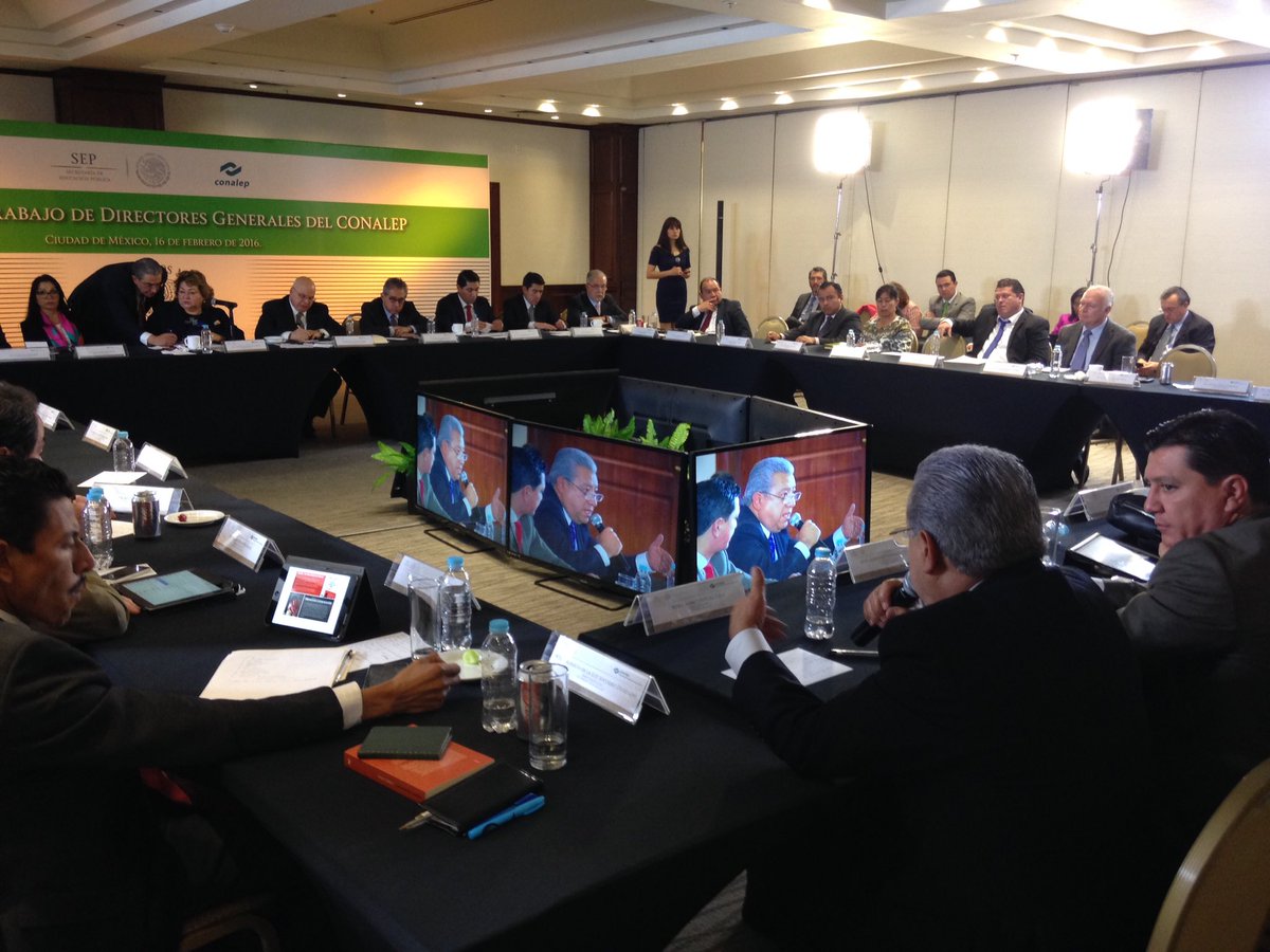 RedxlaEducacion's tweet photo. #Continúa la Reunión de Directores Generales del @CONALEP_Mex, con la participación del Subsecretario @rtuiran. https://t.co/NPOCYTwGtu