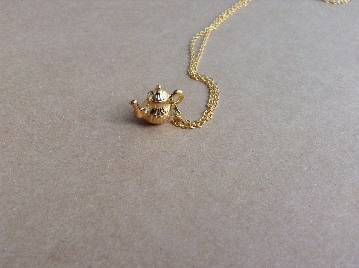 sheilasattic's tweet photo. Tea pot Necklace, tiny gold charm necklace, tea pot necklace https://t.co/U4Wd0K4Kw8 #Etsy #TinyTeaPot https://t.co/hNpNETtLeZ