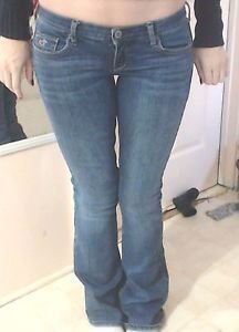 ebayfashionsell's tweet photo. ♥✿ #HOLLISTER #Blue #Jean #BootCut #Sexy #Denim #MediumWash #Jeans #Pants #style #rt Size 1 https://t.co/HViQ83nE81 https://t.co/qa5kImMuFW