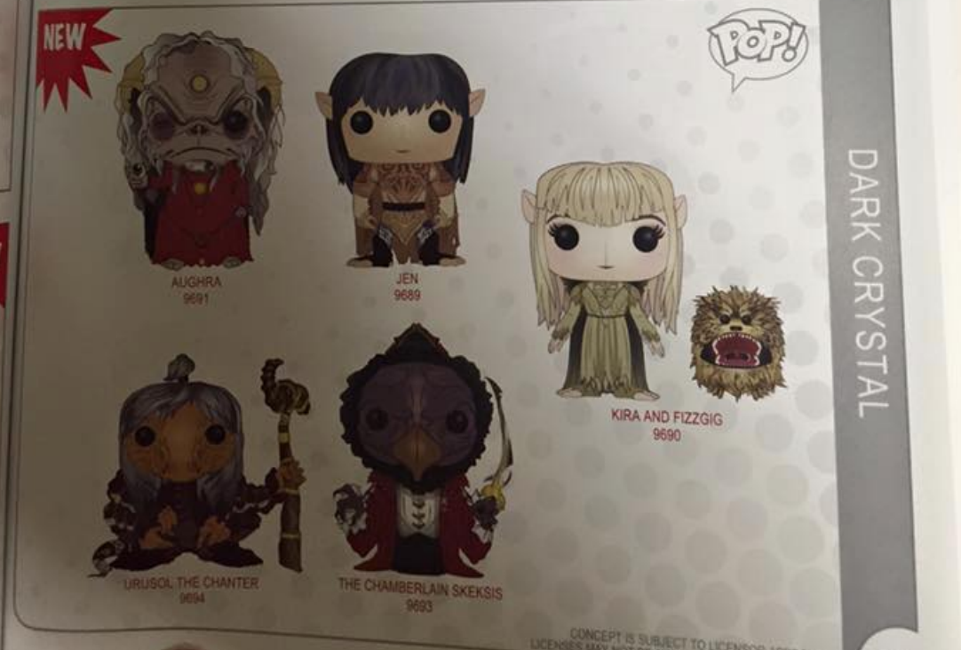 chollosfunko's tweet photo. ¿Algún fan de 'Cristal Oscuro' en la sala? Mirad lo que se avecina... https://t.co/O3AlNG3m6w