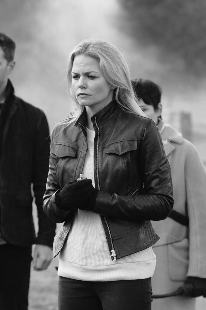 Eммa Swan (@stunningsavior) on Twitter photo 