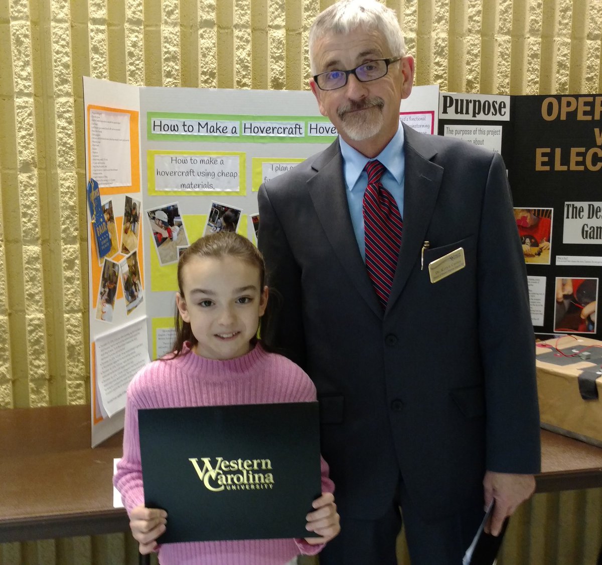OldFortElem's tweet photo. Congratulations to Cari Orr for 1st place @WCU Science Fair @OldFortElem @McDowell590 #futureleader #OFproud https://t.co/Xx6UTbSSRX