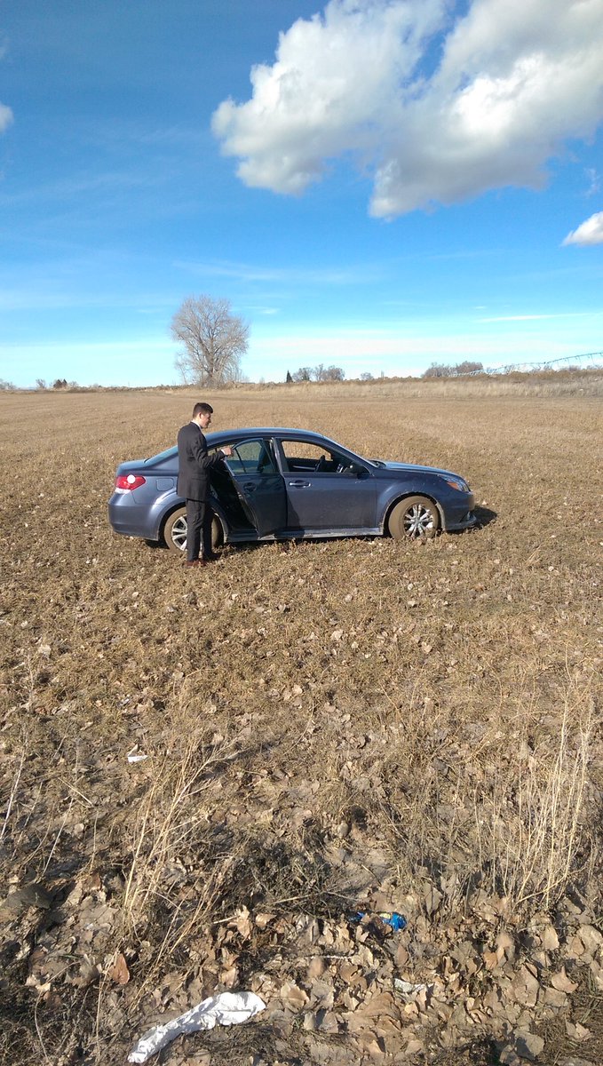 thyKyGuy's tweet photo. Went for a drive and found these guys stuck. Amazing how you can be in the right place at the right time 🙏 https://t.co/xz7qaFel72