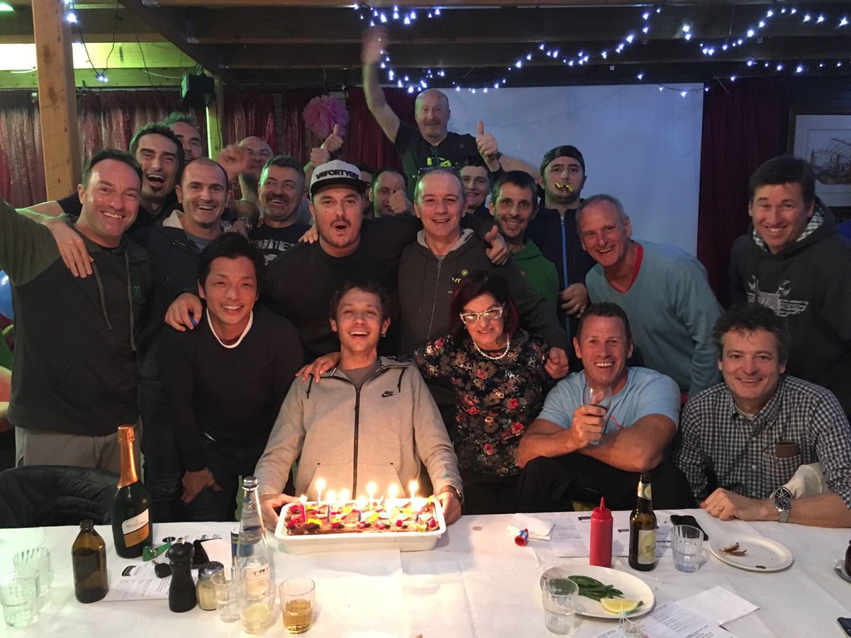 ValeYellow46's tweet photo. Grazie a tutti per gli auguri
Un saluto da Phillip Island https://t.co/4u3aao7K8D