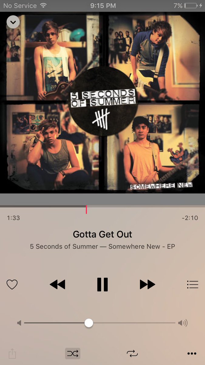 Canada_5SOS's tweet photo. 🙃 https://t.co/QKyYFtAzNy