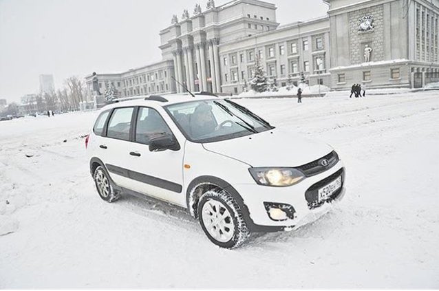 ladagroup's tweet photo. Lada Kalina Cross!#лада https://t.co/oB09WmLeyA