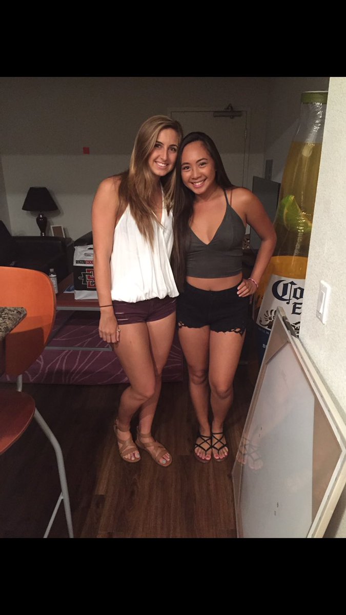 chan_noelle's tweet photo. happy birthday to my girl😻🎈 lots of love &amp; can't wait to celebrate this weekend😜 ps tb to ur fear of creepy crawlers https://t.co/UzWZUfxKos