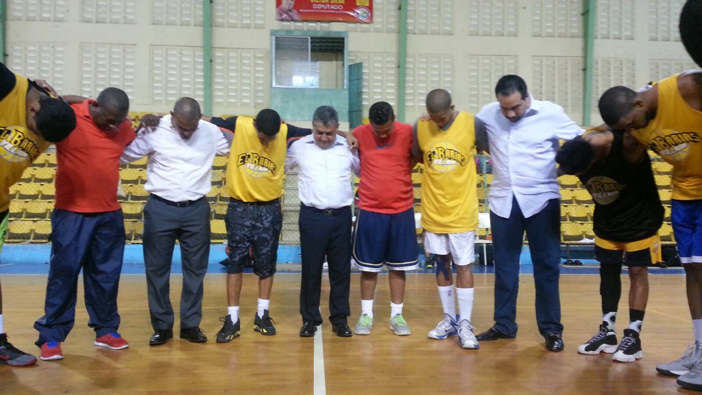 abrahamkaviof's tweet photo. #GustavoSanchezconelDeporte siempre aumentando los sueños de los jóvenes @rcavada @temomontas @Telenoticiasrd -11 https://t.co/YuQp6Az9Jw