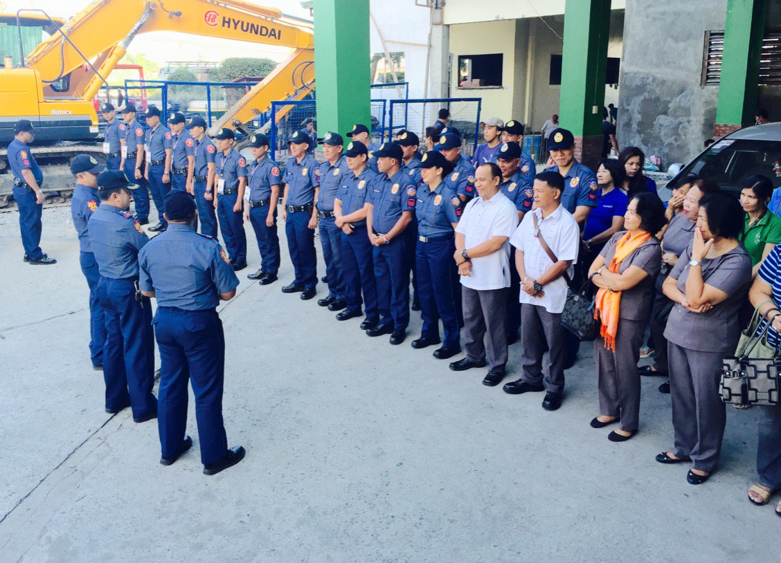PnpParanaque's tweet photo. Accounting of Personnel led by PSUPT Wilson Doromal DCOPA &amp; #Paranaque police pers.
@SouthSnippets @pnppio @PioSPD https://t.co/YLno0ibHFp
