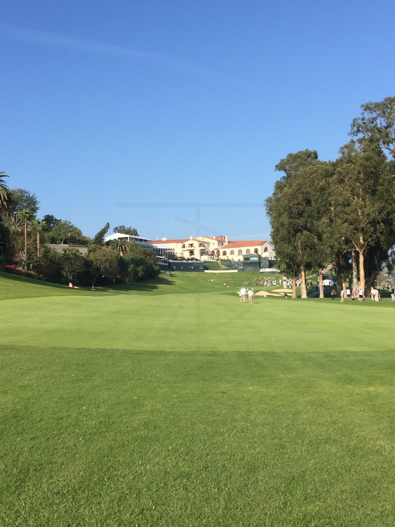 TDDesign_'s tweet photo. Good luck to @z_blair this week at the @NTrustOpen! @TheBuckClub #TBC #TDTowels #NorthernTrustOpen #PGATOUR #Riv18 https://t.co/s8gwRGRPsD