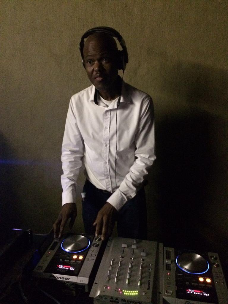 segalealdrin's tweet photo. Ola https://t.co/vW5z0GhO5g