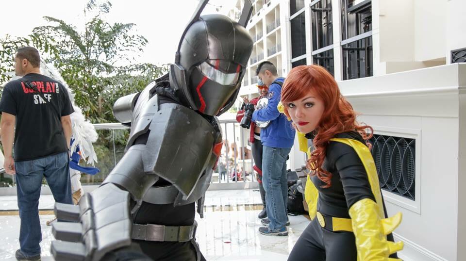 acdramon's tweet photo. Some more shots of my Batman Beyond! #batman #cosplay #29DaysofBlackCosplay #cosplaystrong #DCComics https://t.co/FeuuXR3OyG