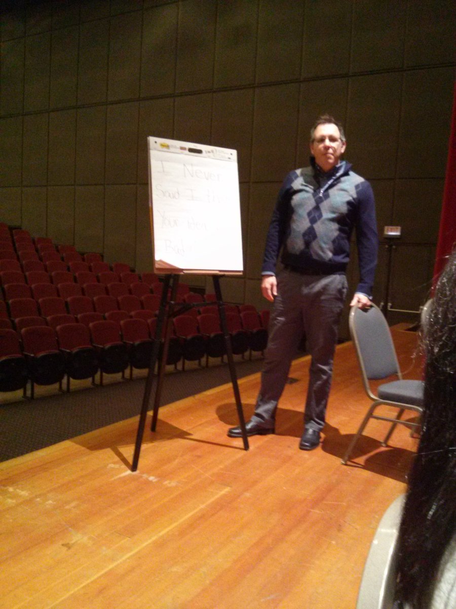 IITLeadershipAc's tweet photo. Last seminar from The Second City was a huge success! Sign up for the next one for more!!! https://t.co/725gU0H7Vr