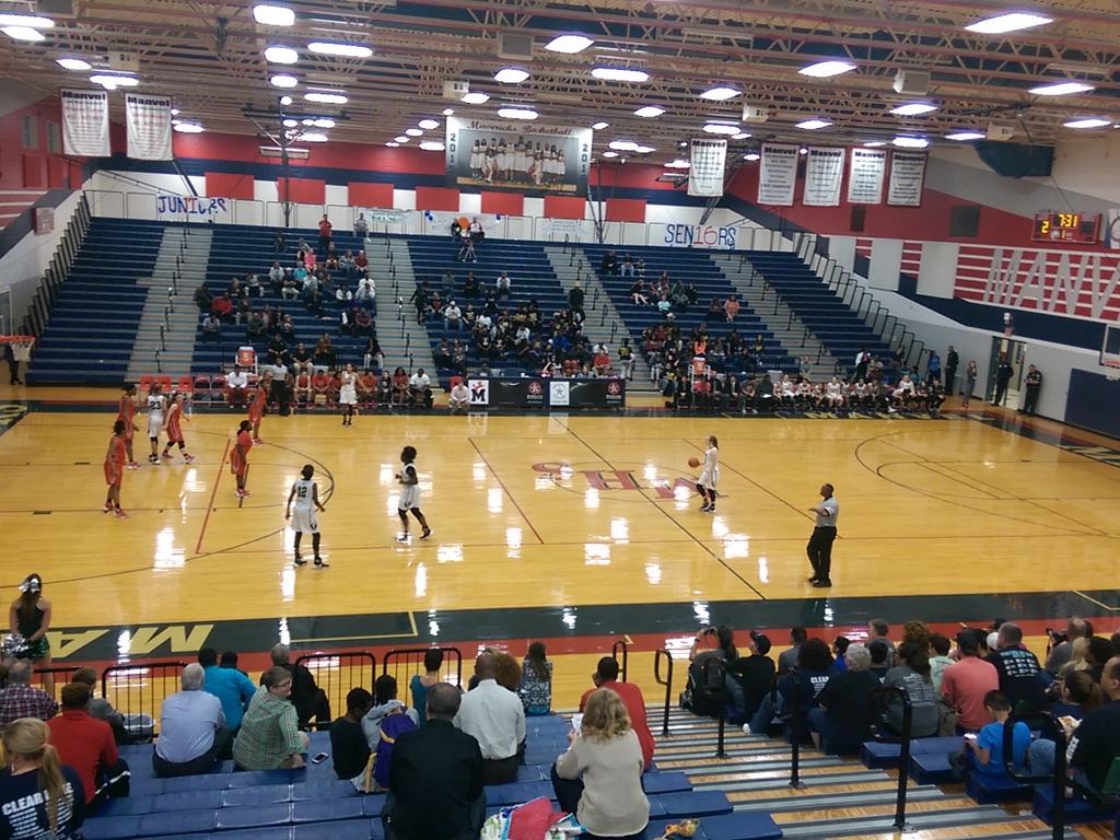 PaulHouseEduc8's tweet photo. Ready for some Lady Knight basketball!#knightknation https://t.co/fADGbPj1sq