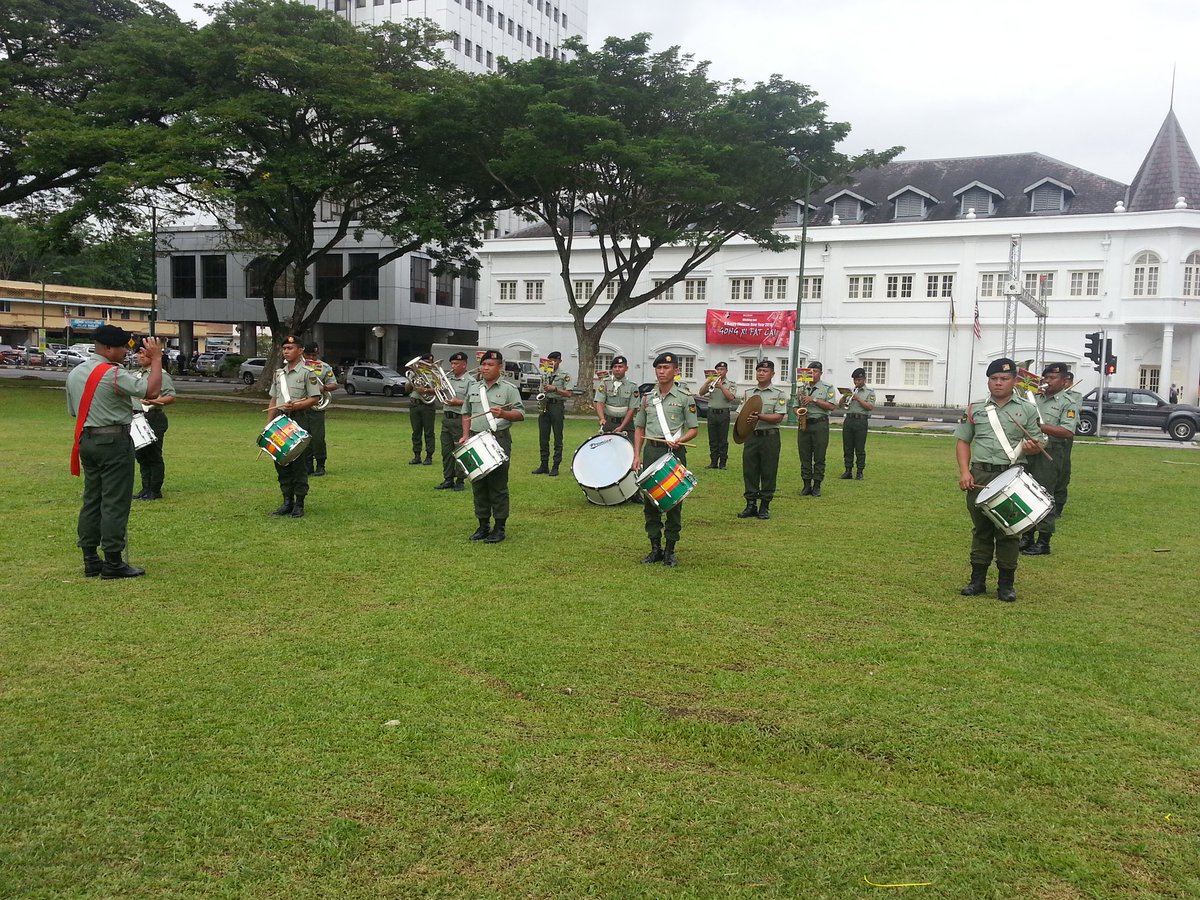 adinan1990's tweet photo. Reasal sambutan Hari Penjara di Padang  Merdeka  Sarawak @KPPenjara @alnassif @ariffinmahkota https://t.co/0OV02ntt3C