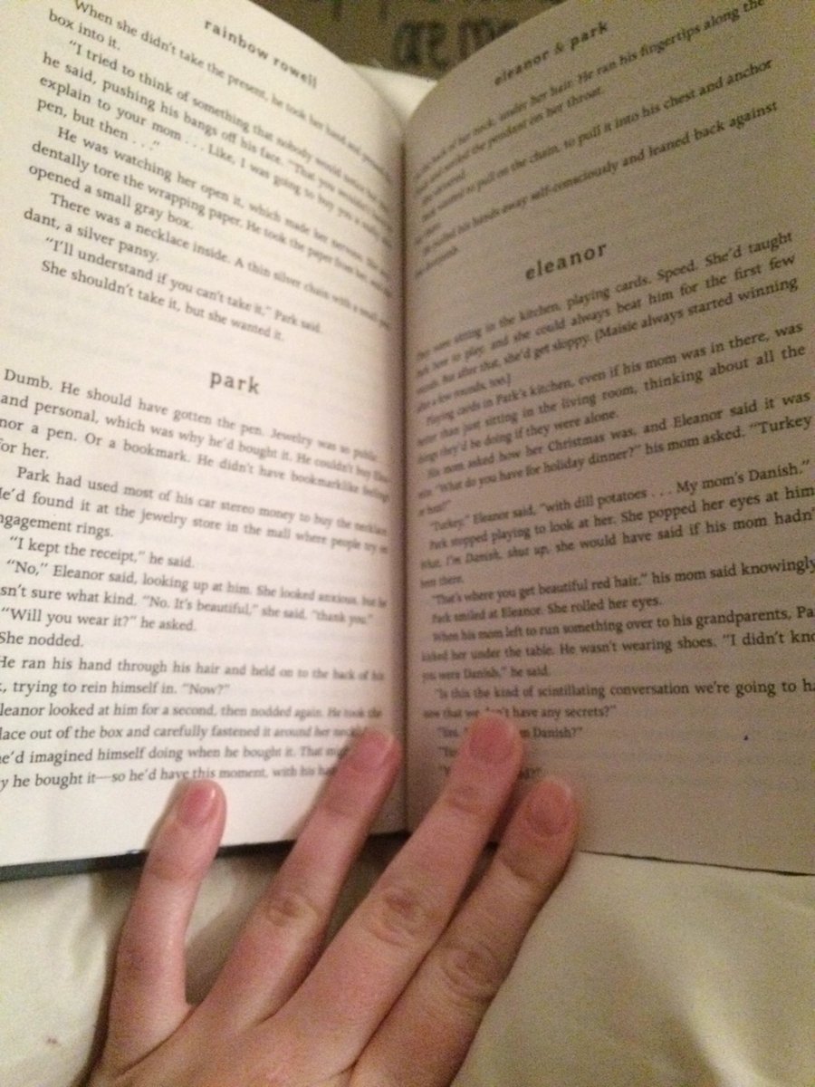 kennedycisneros's tweet photo. @ealove21 I really don't know what's happening.Does everyone read next to a sad lamp,2 hours past bed time.#116pages https://t.co/J4N0uWOgep