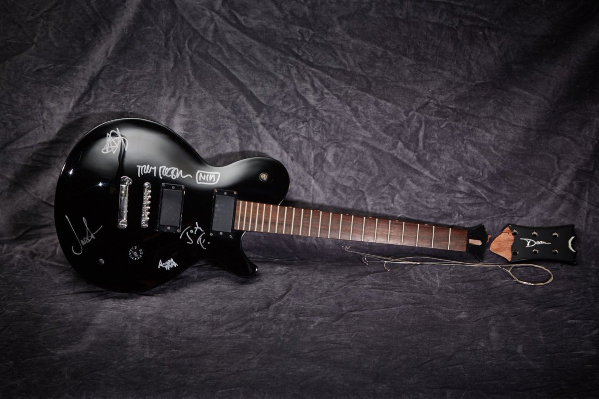 Nine Inch Nails Nin Donated A Guitar For Sweetrelief Winner Can Pick Up In Person From Trent Bid Now At T Co Qbcyidfaxh T Co Scbi5vlvcz Nine Inch Nails Nin Donated A Guitar For Sweetrelief Winner Can Pick Up In Person From Trent Bid Now At T Co Qbcyidfaxh T Co Scbi5vlvcz