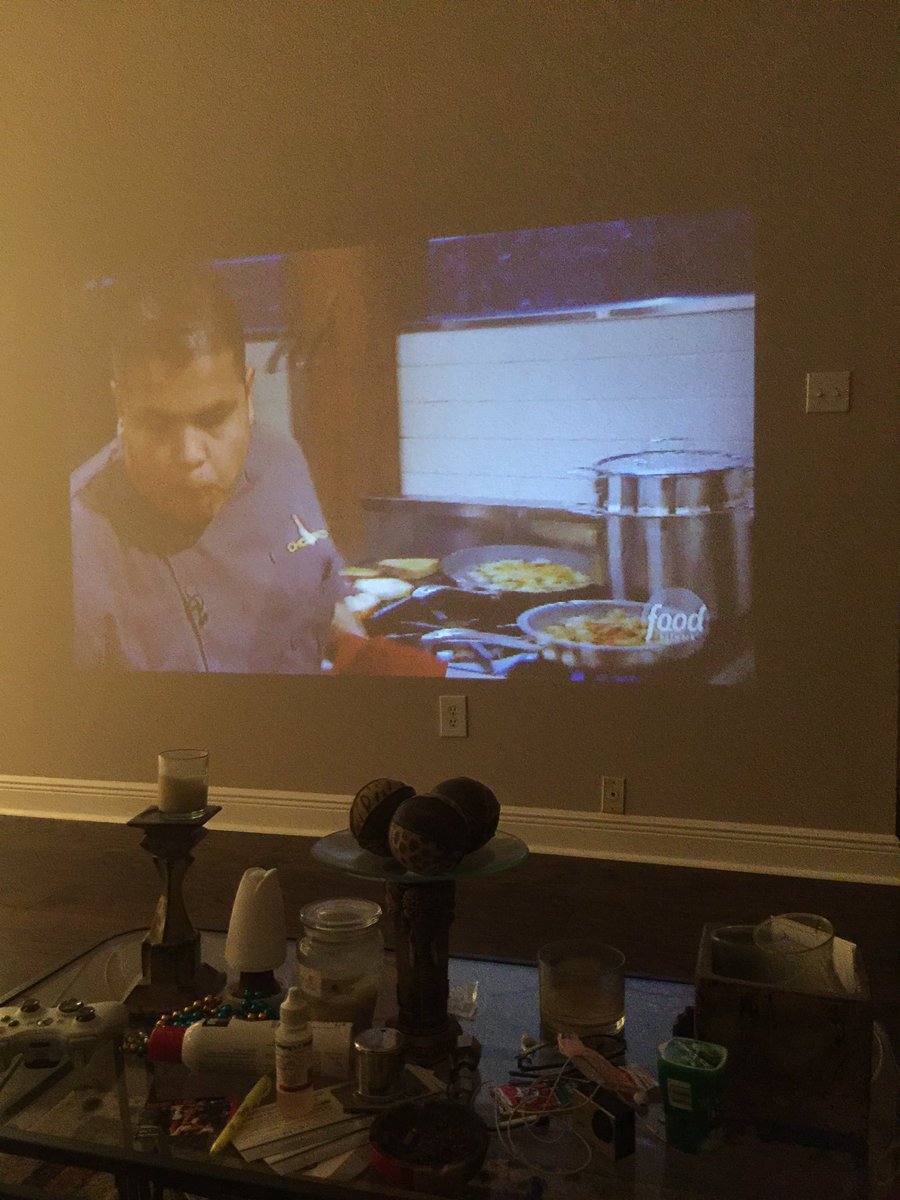 TheyCallMe_DB's tweet photo. @amiradawn chopped #ChefDB https://t.co/OCi7XzxtZg
