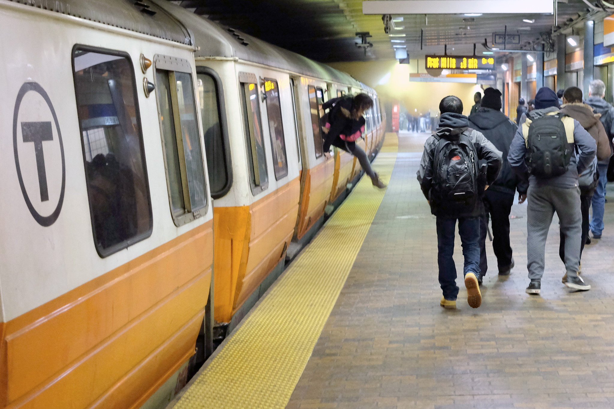 CbYsvHSUEAAr10c.jpg:large