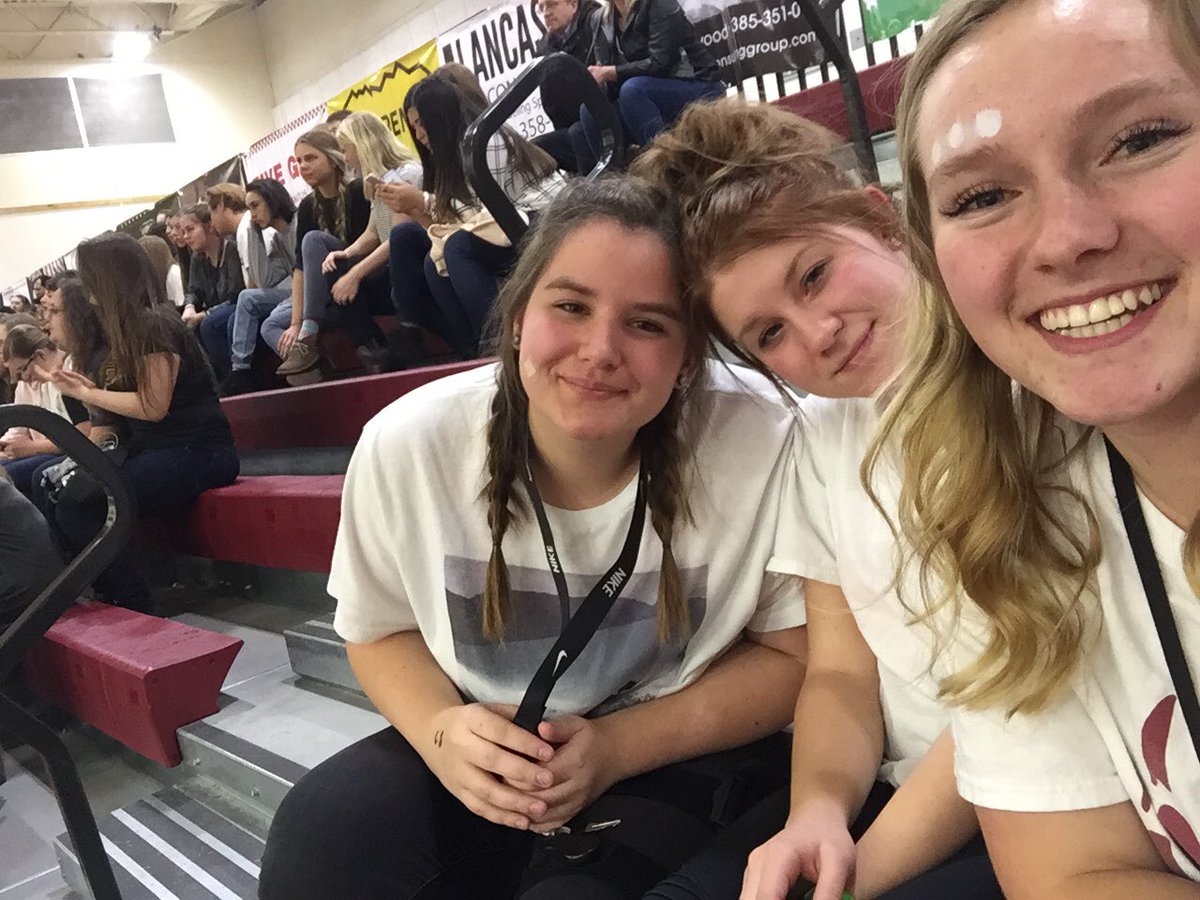 riley_bre's tweet photo. Chillin with the homies! We beat Orem!!! #lantzsquad https://t.co/I4UBIncaaf
