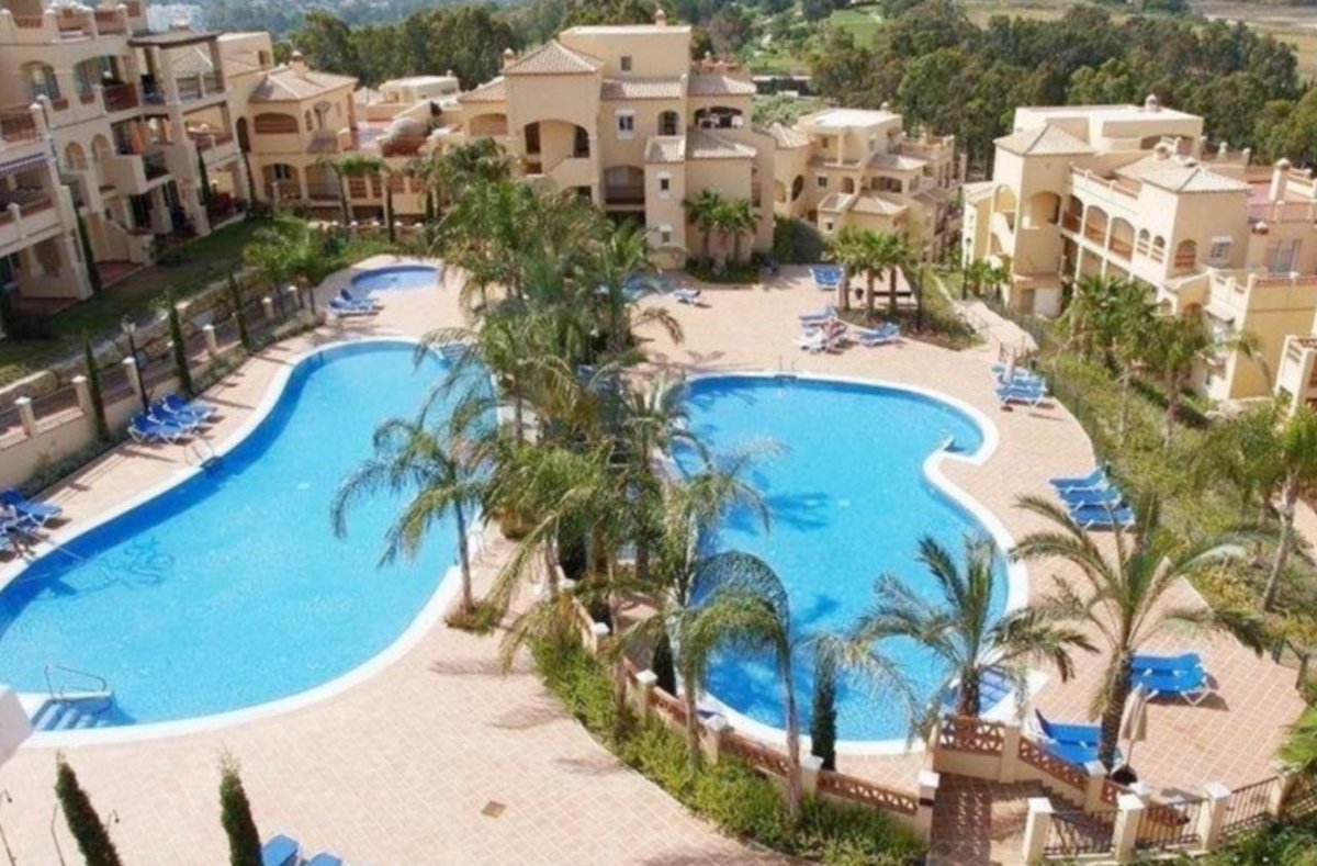 ApexSpainRealty's tweet photo. Looking for Property in Spain, 2 bed apartment in Estepona https://t.co/uNvnFRLMh1 #SpainRealty https://t.co/B3R9dojwG4