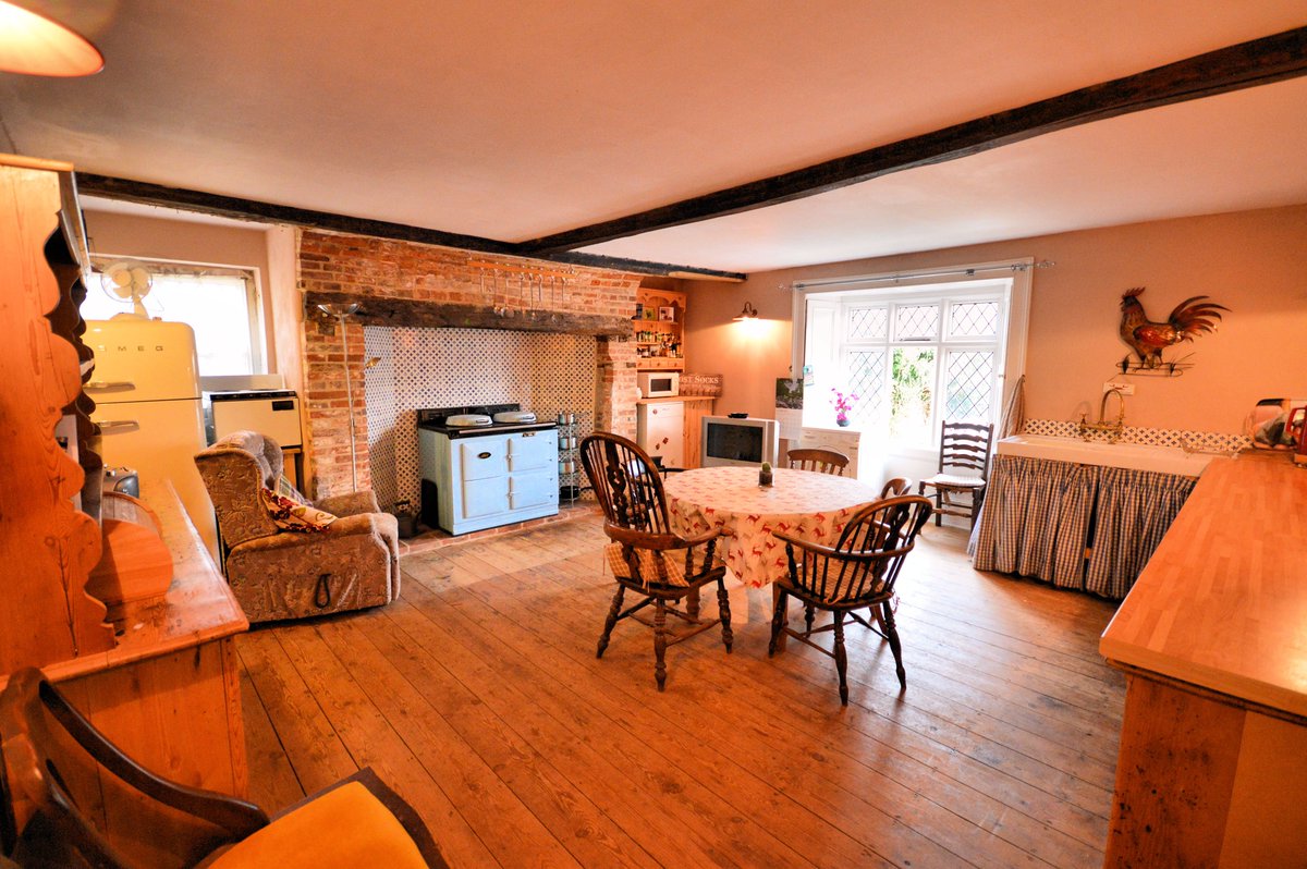 sowerbyslets's tweet photo. *** NEW LISTING ***
A unique five bedroom house...
https://t.co/JkTRp3e7uD
#Sowerbys #Northrepps #PeriodFeatures #RT https://t.co/HQ0PixsKrh