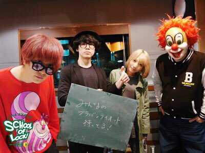 sno_lovey's tweet photo. 久々のタグ✐☡
春から短大生になります🌸
よかったら繋がりませんか？😁

TheDinner
幕張.神戸.城ホ行きます☄☄

ぜひ会って写真撮りましょう🙋💕

#セカオ輪さんと繋がりたい
#RTした人で気になった人フォローする https://t.co/ouSuv8zFy7