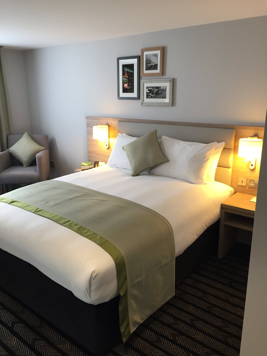 newheycarpets's tweet photo. Thanks for the photos @AFHltd. Hope your pleased with our brand new collection #Express2Go @HIFareham - looks great. https://t.co/l0By3RzsjE