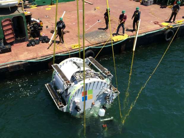 Microsoft's ocean #data centers to offer #sustainable cooling and faster internet in cities business.financialpost.com/fp-tech-desk/c…