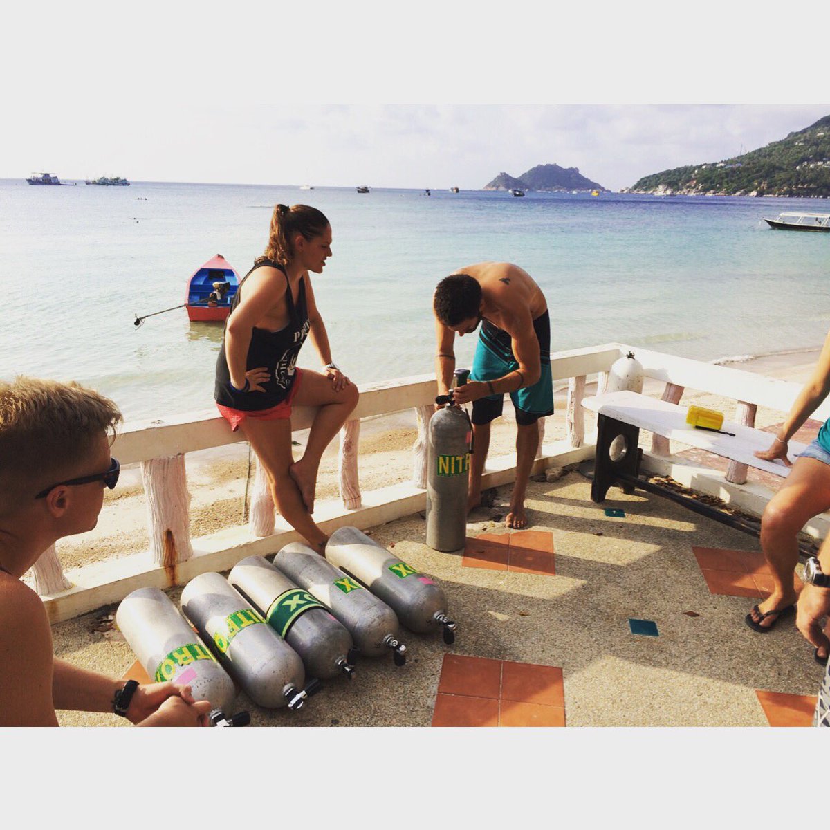 phoenixdivers1's tweet photo. We can teach a range of specialities, including Nitrox. #PhoenixDivers #KohTao #Thailand #SSI #PADI https://t.co/ysF2MI2N6Q