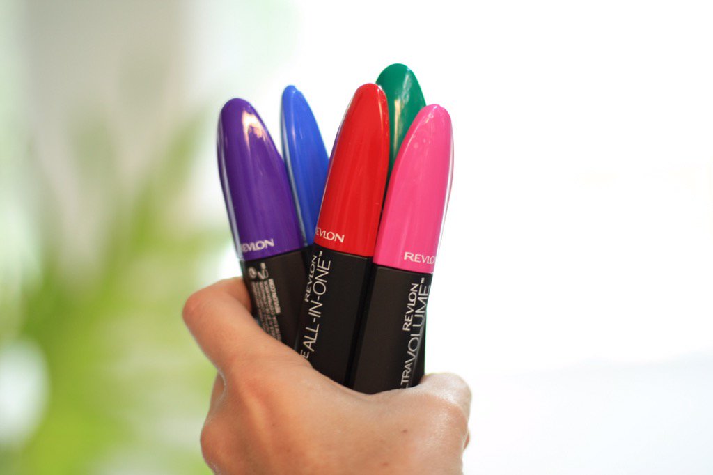 _mishalevin's tweet photo. The packaging obsession is real. How gorgeous are these new @RevlonSA mascaras? Ultra Volume FTW #ChooseTheOne https://t.co/eR3jDcaPoQ
