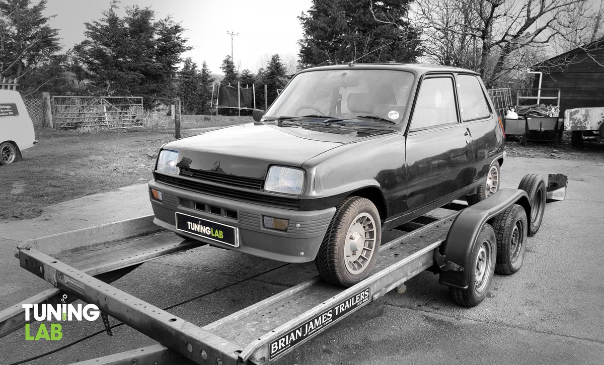 TuningLab's tweet image. Back to the old school with this little beauty in for a power run #Renault5 #dyno #Shebbear #Devon #retro