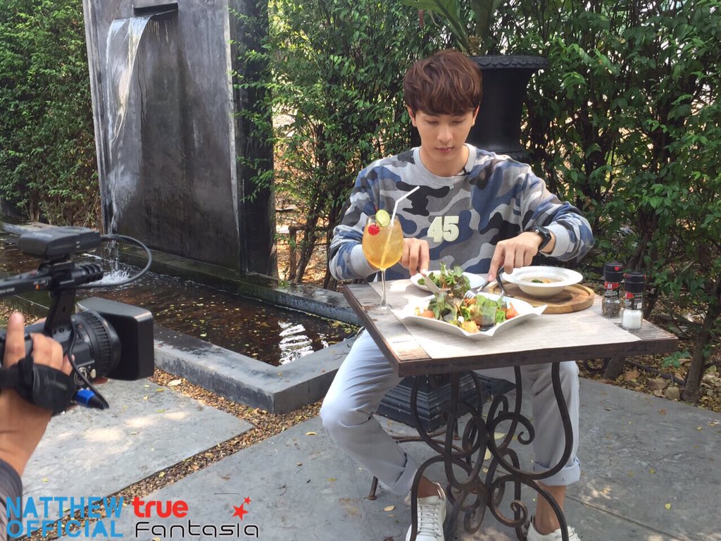 ติดตาม "นัททิว"จะมาแนะนำการดูแลสุขภาพ ทานอาหารที่มีประโยชน์ในรายการพบหมอรามา 11มีค.เวลา17:30น.ทางช่องทรู6,ทรูHD571