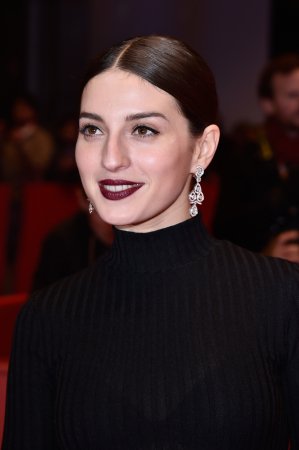 MariaVTeam's tweet photo. Hermosa @mariavalverde en el festival de cine de Berlín. #ShootingStars2016 https://t.co/a81y1yL1mb