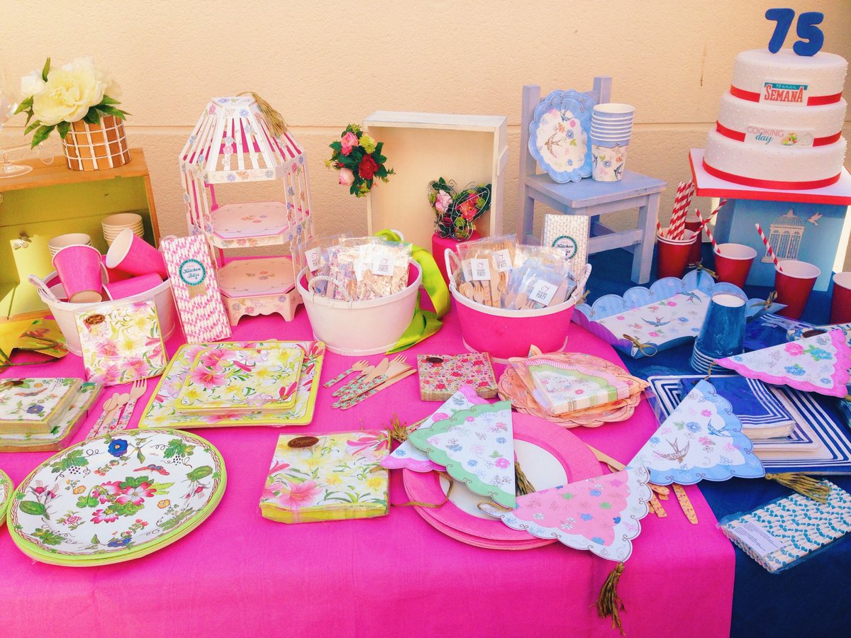 🎉🎊En #eleganceparty encontrarás todo lo que necesitas para organizar tu fiesta.  🎊  goo.gl/C3RYC8 🎊🎉