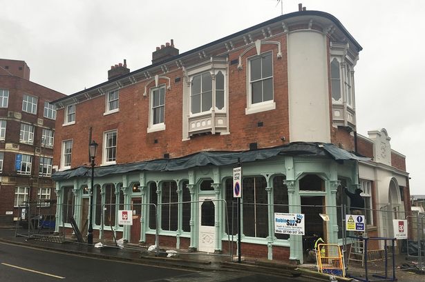 New #JewelleryQuarter venture <a href="/thepigandtail/">The Pig & Tail</a> to launch by @pickledpigletUK in this old pub:
birminghampost.co.uk/business/comme…