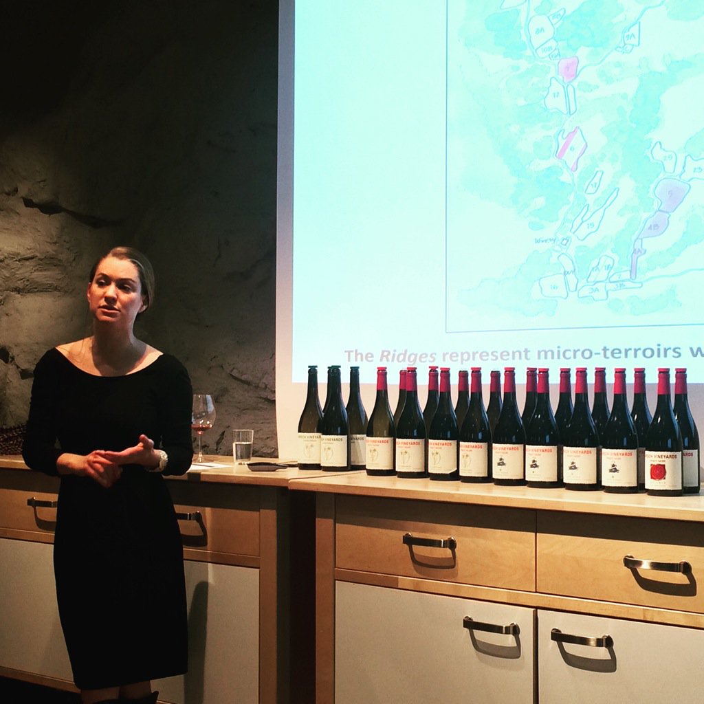 Tasting with the inspiring Jasmine Hirsch. Lovely wines 👌🍷❤️ #hirschvineyards <a href="/jasminehirsch/">Jasmine Hirsch</a>