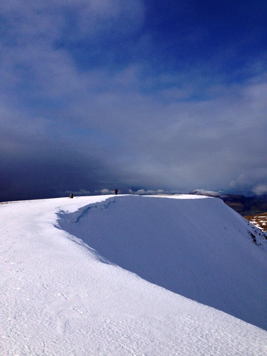 alanhinkes's tweet photo. Helvellyn tday😎🗻😊 https://t.co/5Anl5IoJyC