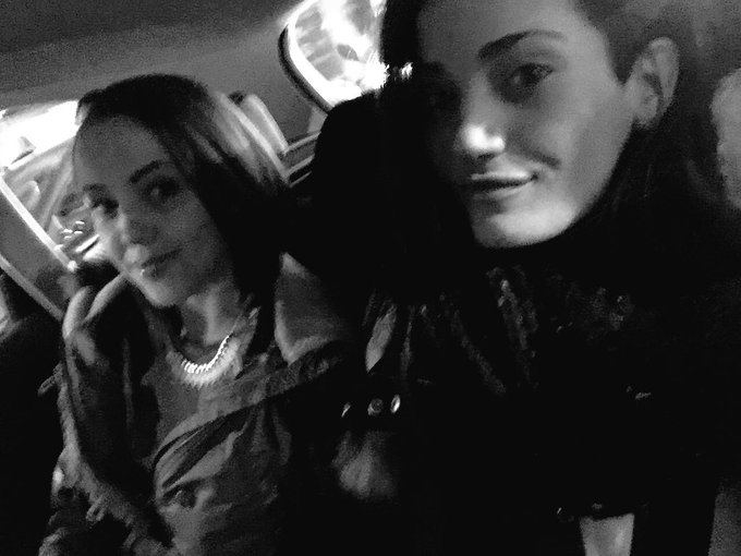 Con mi ni&ntilde;a ?? @ZoeDoll5 https://t.co/RvB8Ru937L<a class="tags" href="/tag/zoedoll5">@zoedoll5</a>