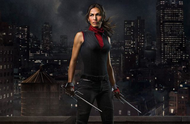 SuperHeroHype's tweet photo. Elektra slices her way through foes in Marvel’s new Daredevil teaser! https://t.co/3pvvkRFS1M #Elektra #Daredevil https://t.co/YMyfCll2YA
