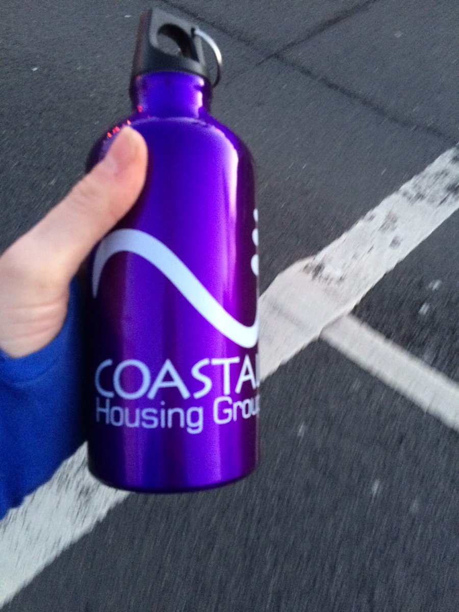 cericeri68's tweet photo. @CoastalHousing me and my new water bottle off to the gym π
π»#g2b2016 https://t.co/MHIPXV8RDK