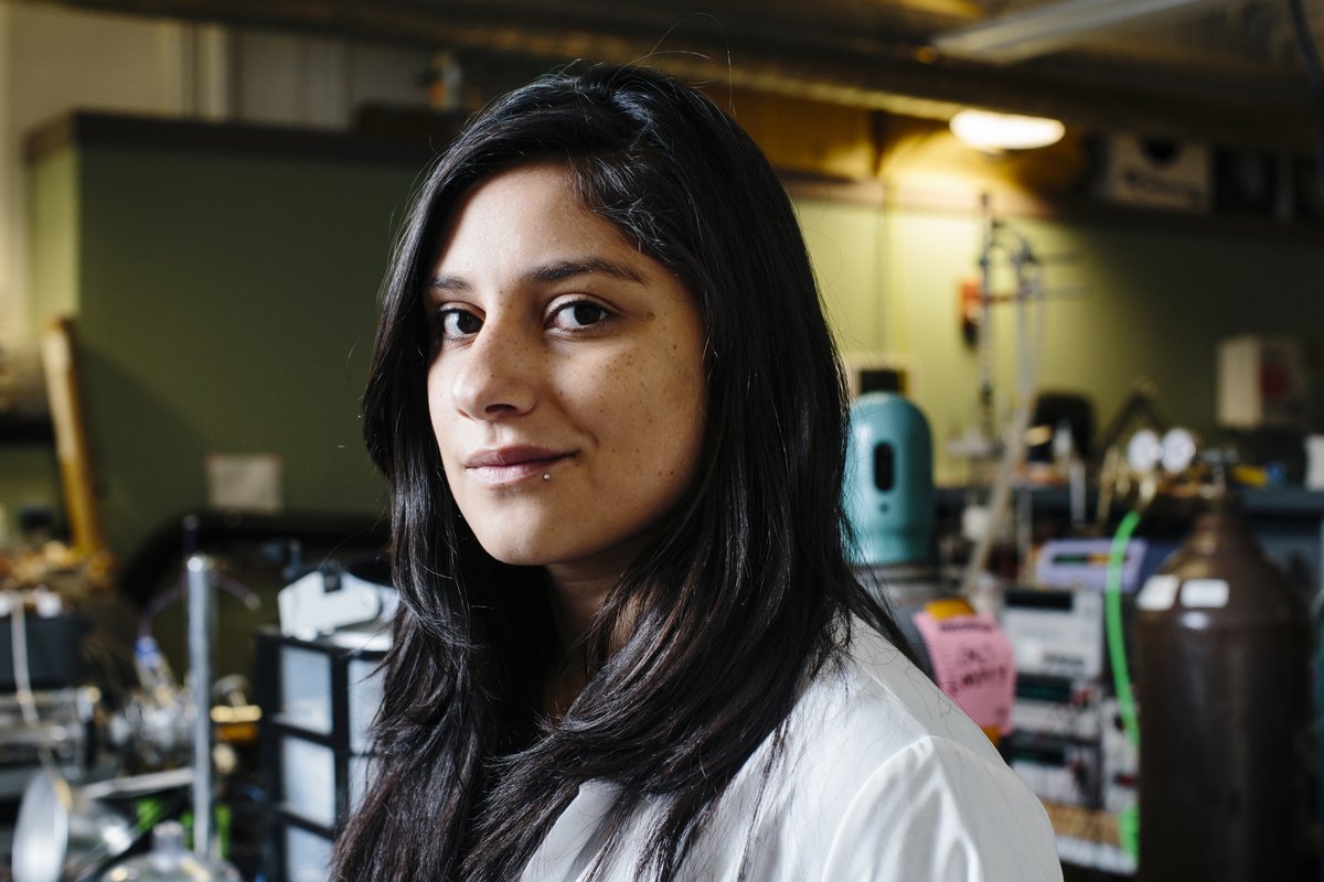 MIT's tweet photo. Engineers solve problems. Jocelyn Gonzalez '16 works to improve #desalination: https://t.co/Hip4lZW7Kp #EWeek2016 https://t.co/RjSYBCfYYM
